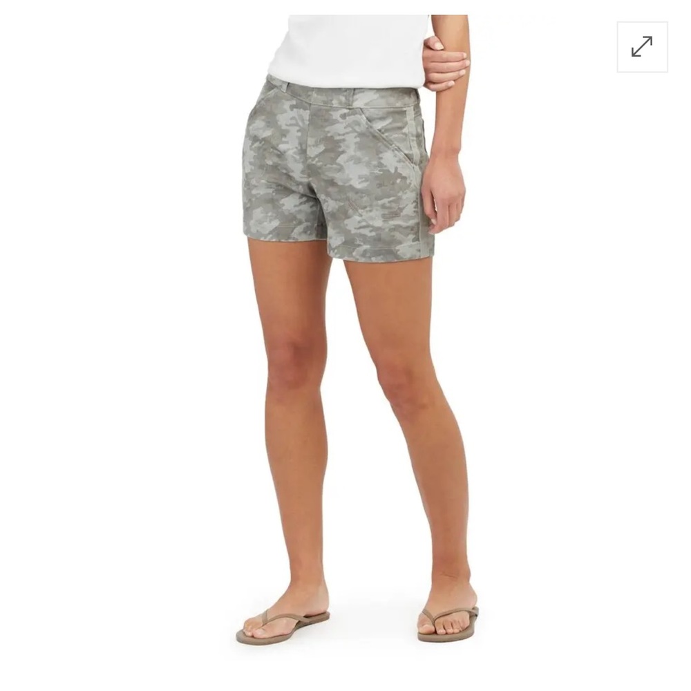 Spanx stretch twill shorts stone wash camo stretch 5” shorts size xs